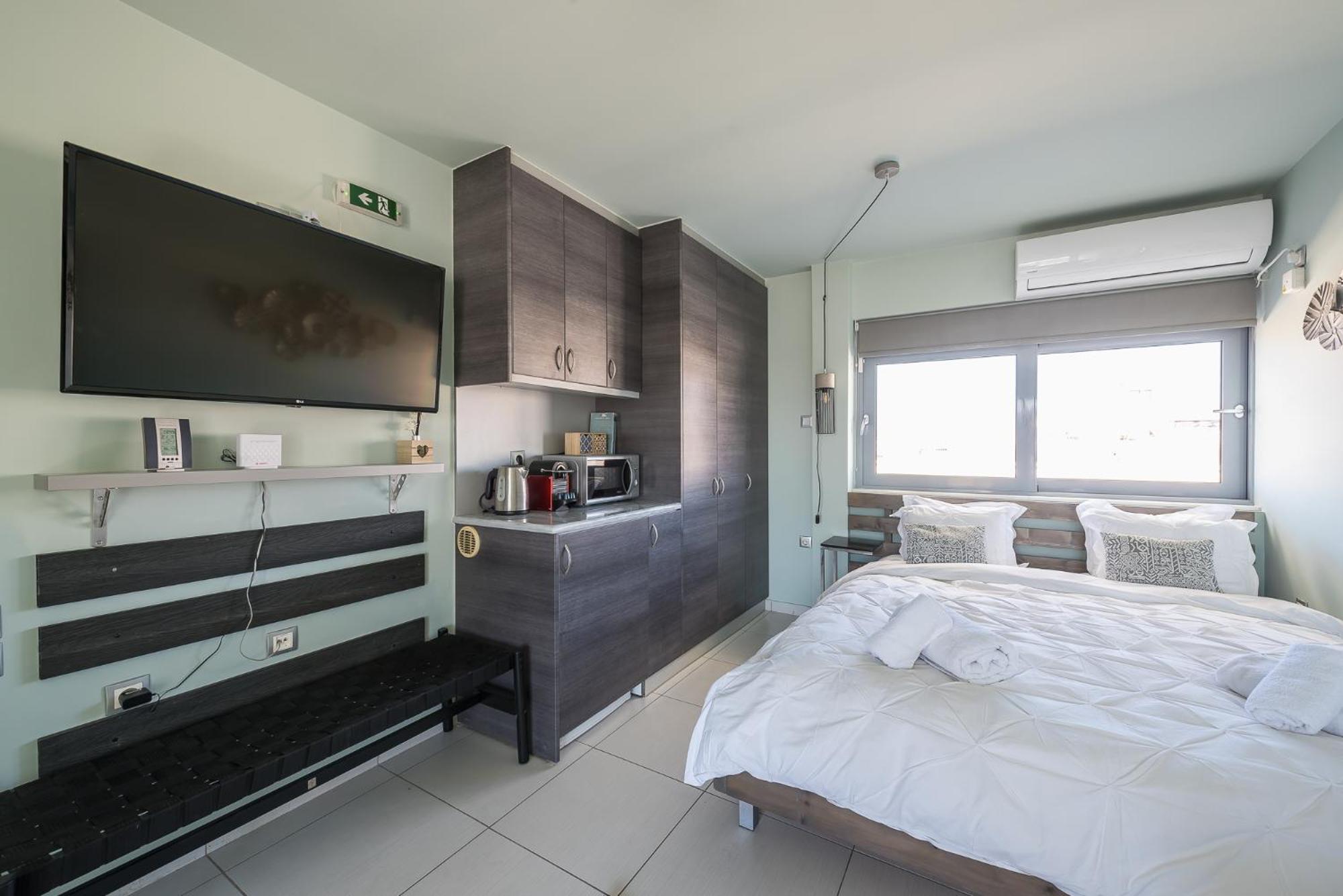 Acropolis View Mini Sky Suite & Hot Tub أثينا المظهر الخارجي الصورة