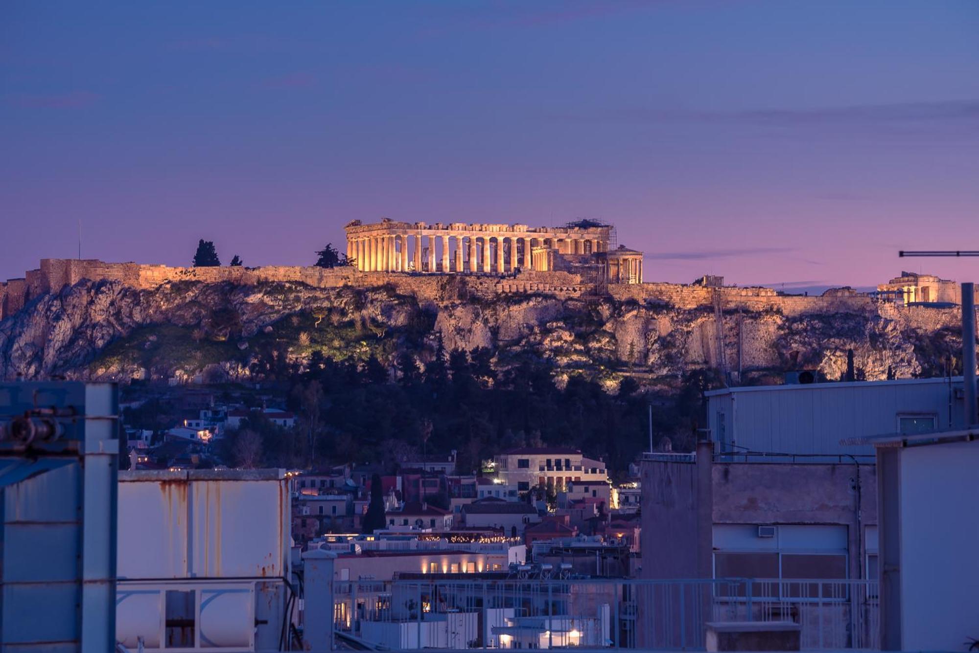 Acropolis View Mini Sky Suite & Hot Tub أثينا المظهر الخارجي الصورة
