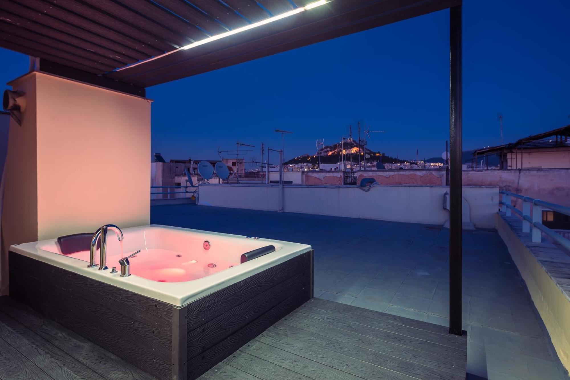 Acropolis View Mini Sky Suite & Hot Tub أثينا المظهر الخارجي الصورة